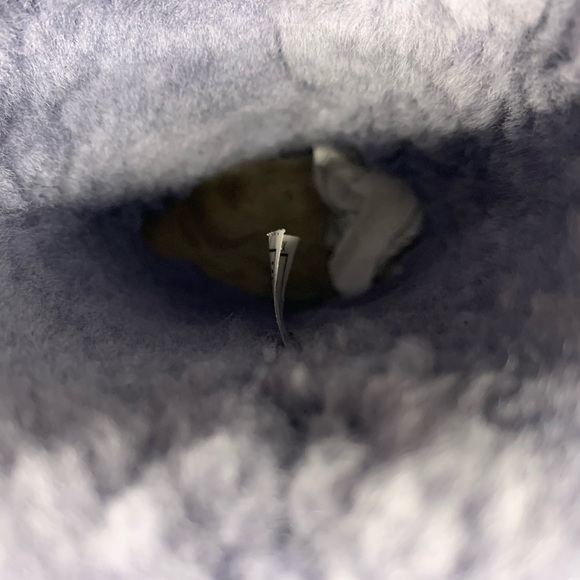 Ugg Perfect Soft Purple Mid Calf Sheepskin Sequin Fur Lined Boots - Picture 11 of 12